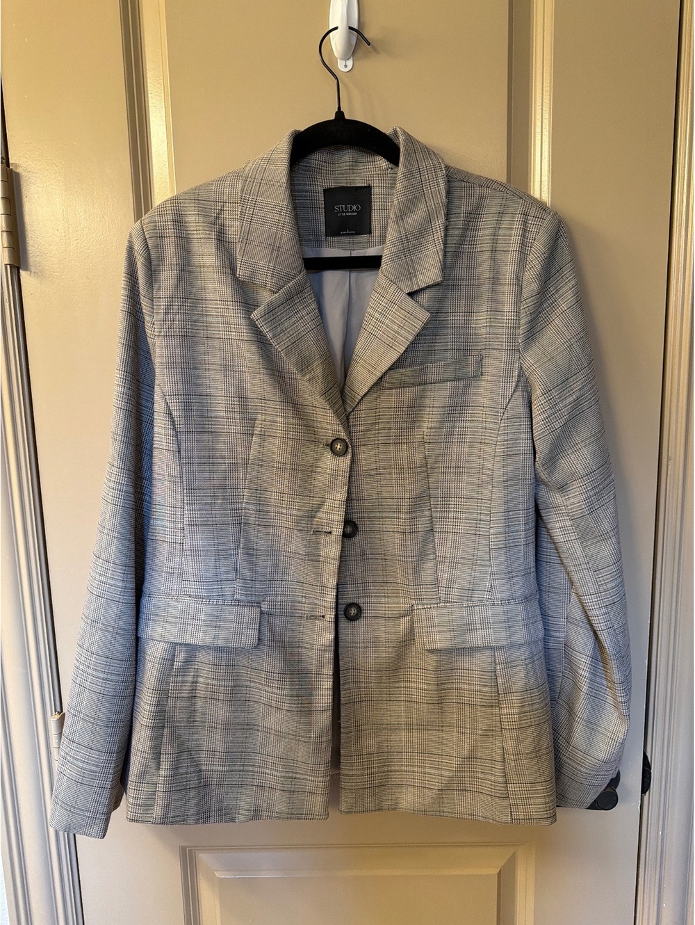 Women's Studio by the Workshop Plaid Blazer Jacket Gray Size Medium